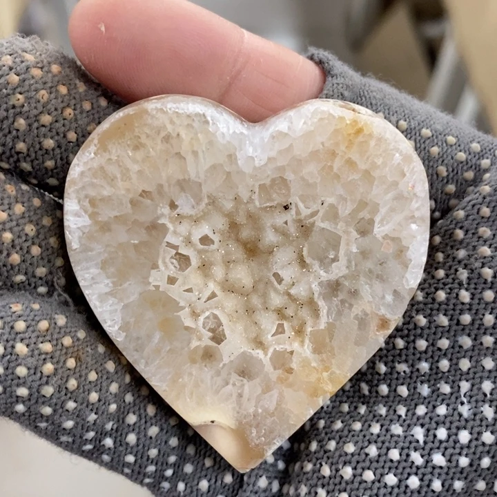 紫晶未镶嵌珠宝半成品