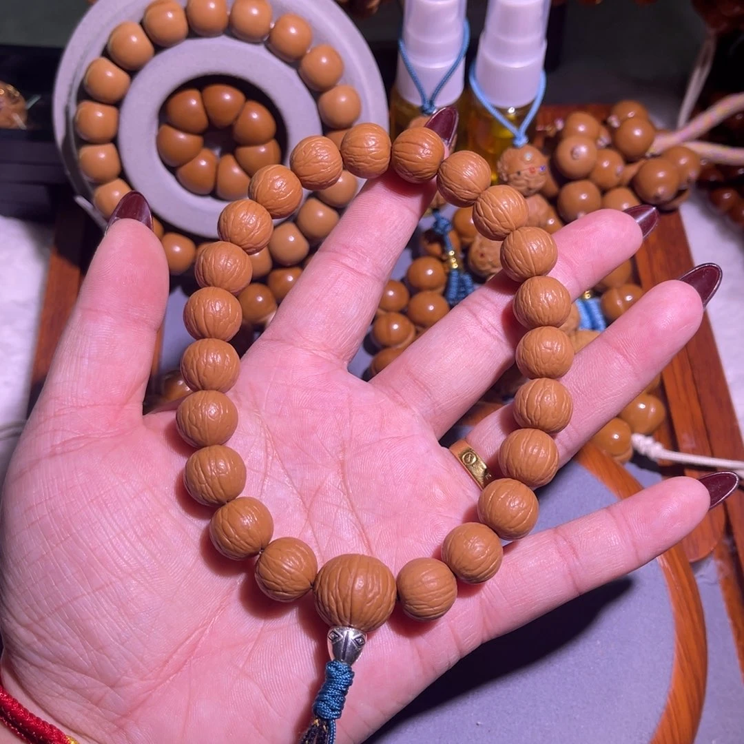 ·***.吊坠猴头核桃聚宝盆精品手持