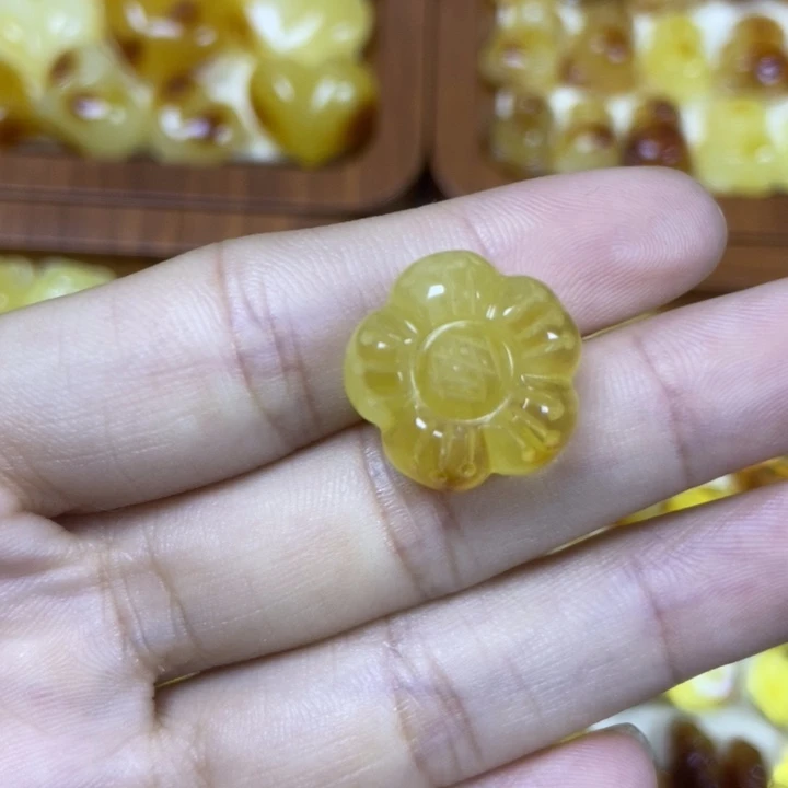 吊坠橄榄核五瓣花41