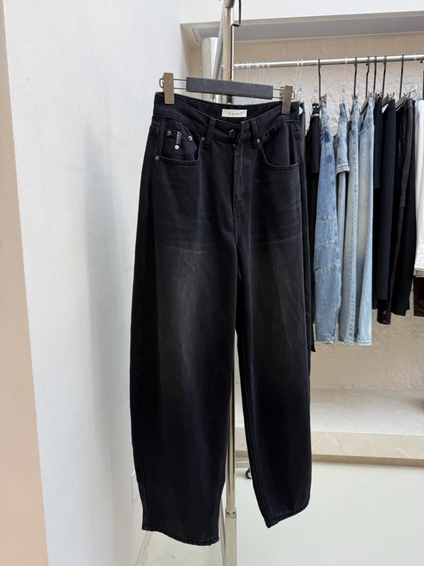 高腰黑色牛仔裤女秋冬加厚显瘦哈伦老爹裤