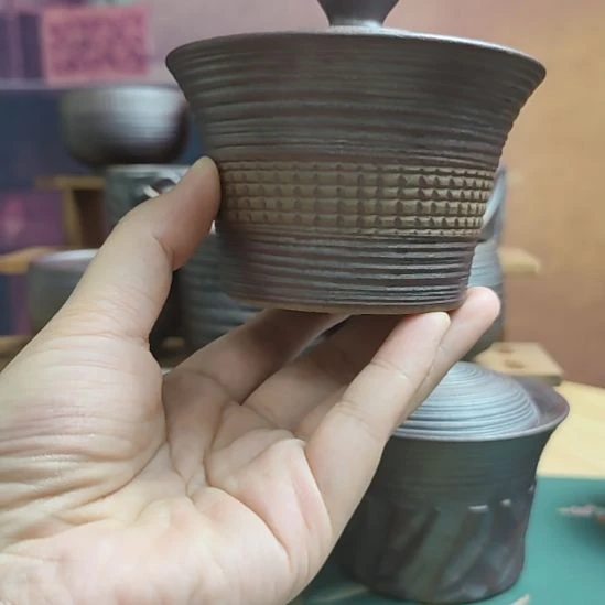 景德镇纯手工经典层次纹理二才盖碗