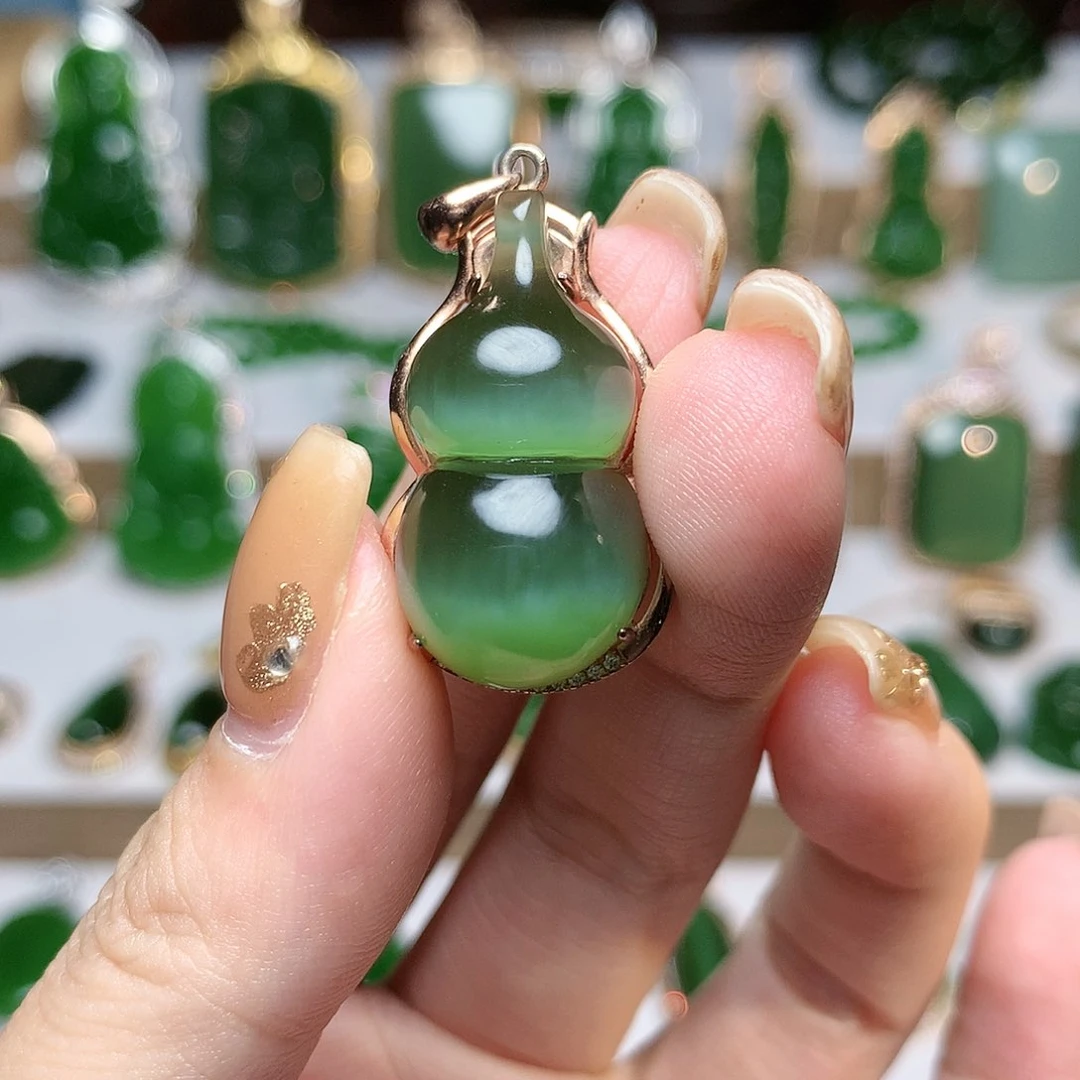 颈饰未镶嵌和田玉（碧玉）雅*