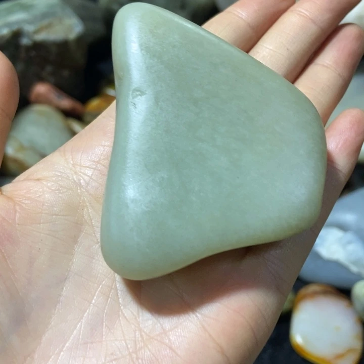 未镶嵌和田玉（糖玉）挂件