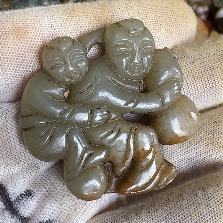 和田玉未镶嵌挂件