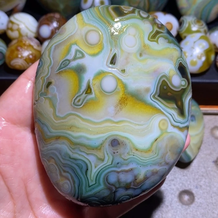 未镶嵌玛瑙/玉髓珠宝半成品39