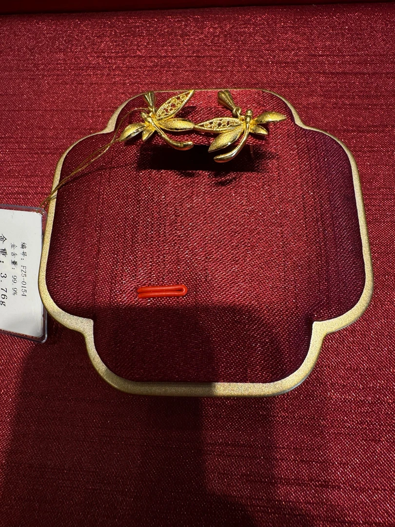 鳳喆古法錾刻精品工艺蜻蜓耳钉50154日常国风1耳钉(一对)足金999