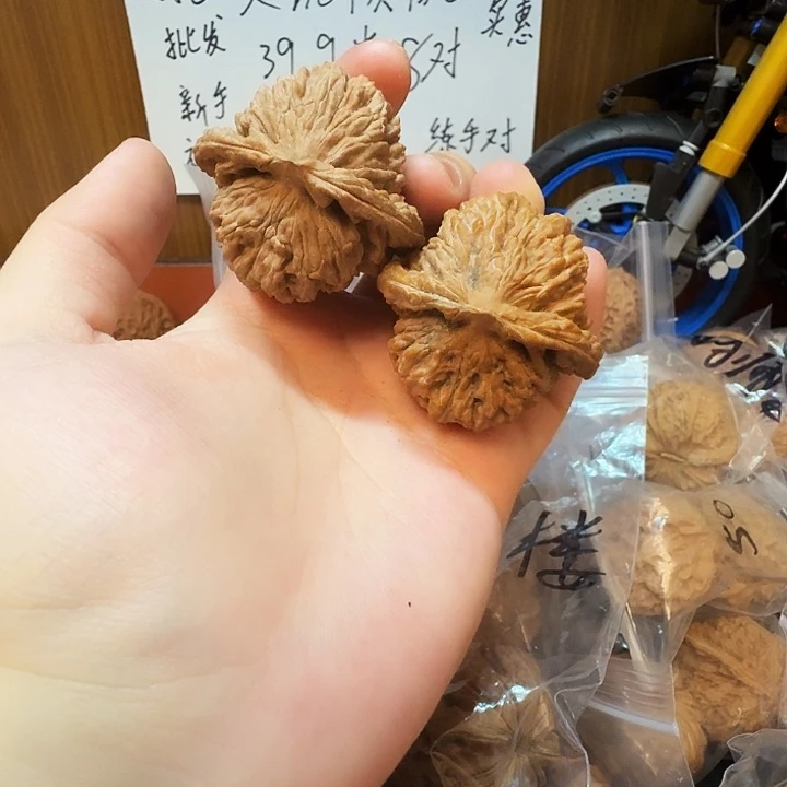 吊坠桃核45尺四座楼51克