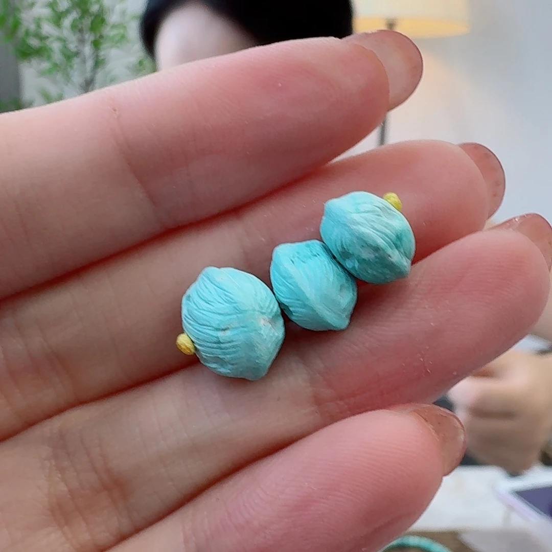 未镶嵌绿松石珠宝奇石