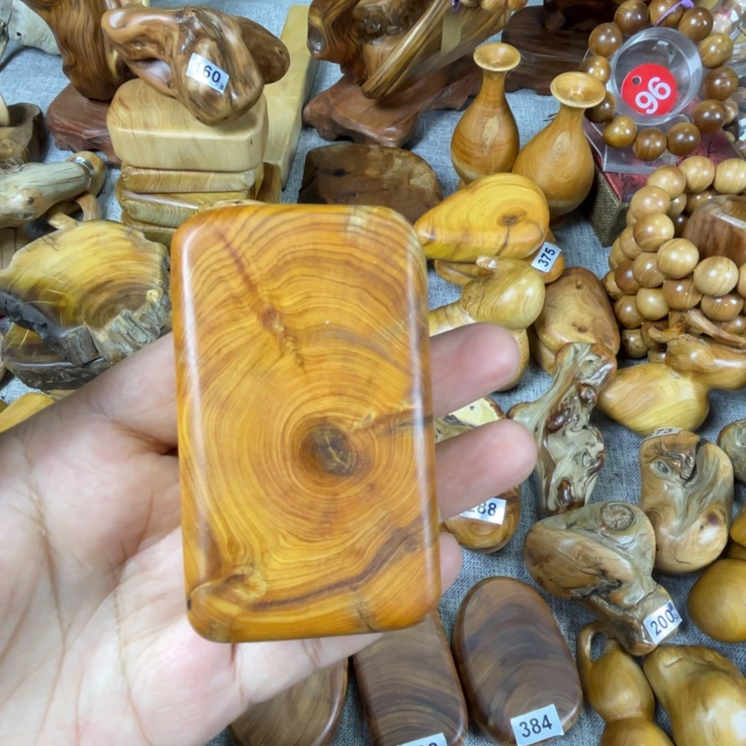 莫***程柏木太行崖柏随形手把牌有裂介意慎拍