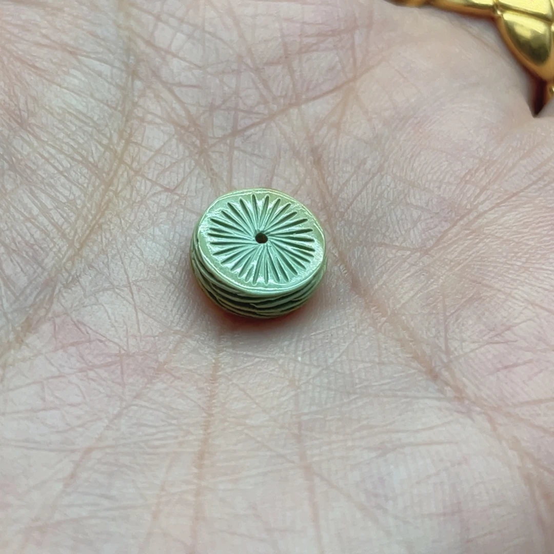 南红玛瑙未镶嵌珠宝奇石