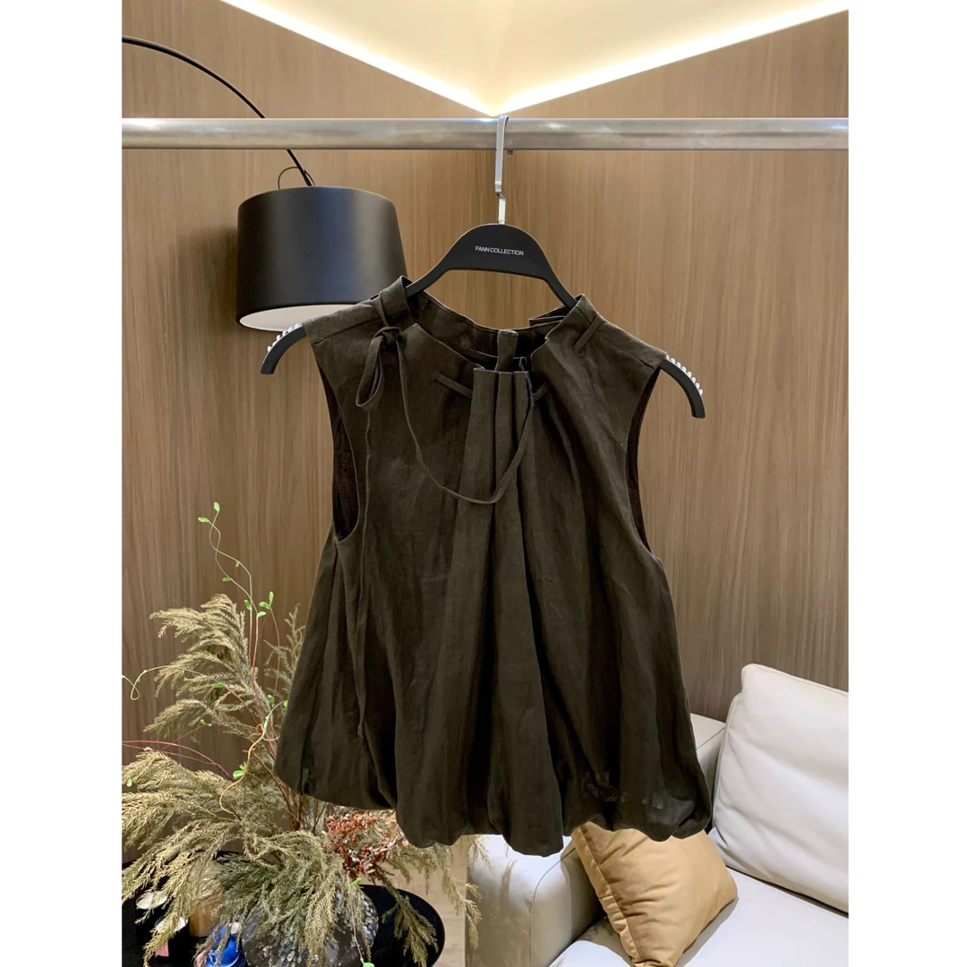 饭饭FANN COLLECTION 设计款松紧领口无袖背心FANNA205