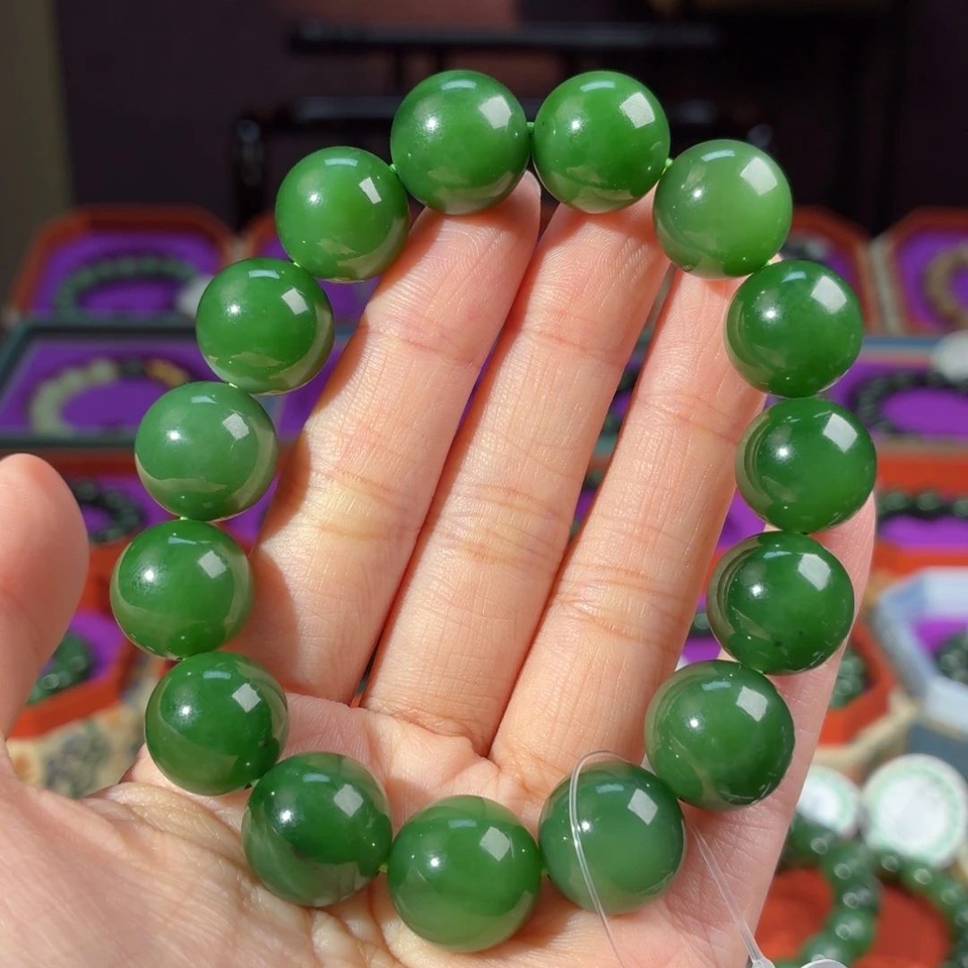 飘***叶和田玉（碧玉）未镶嵌手串