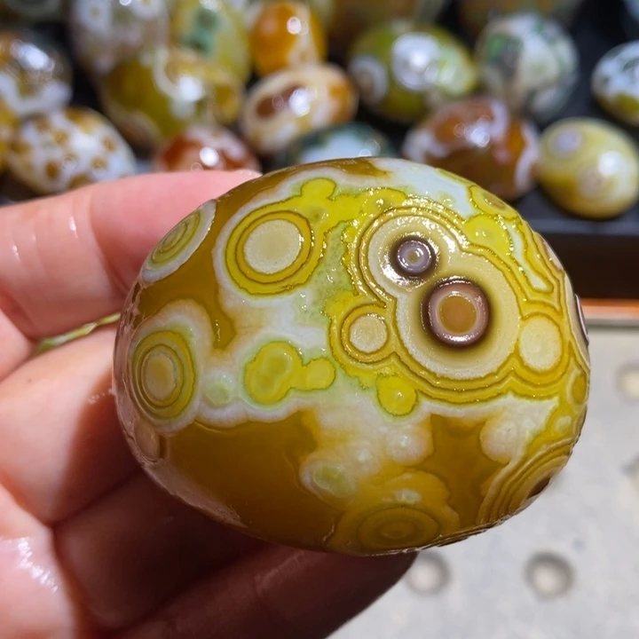 玛瑙/玉髓未镶嵌珠宝半成品