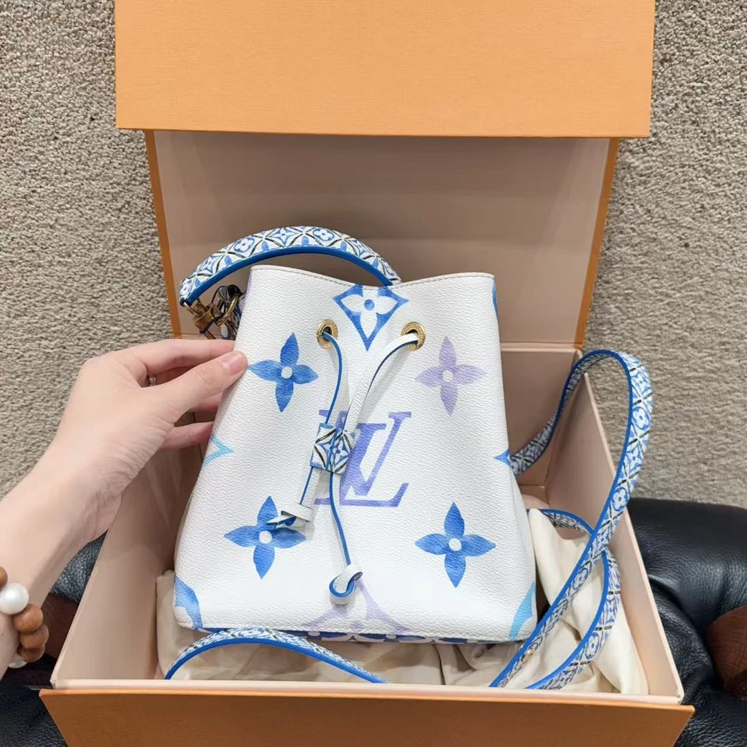 99新 LouisVuitton/路易威登 Lv 限定水彩 水桶 nano 手提芯片款