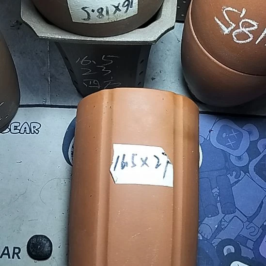 红泥抽角一个六方