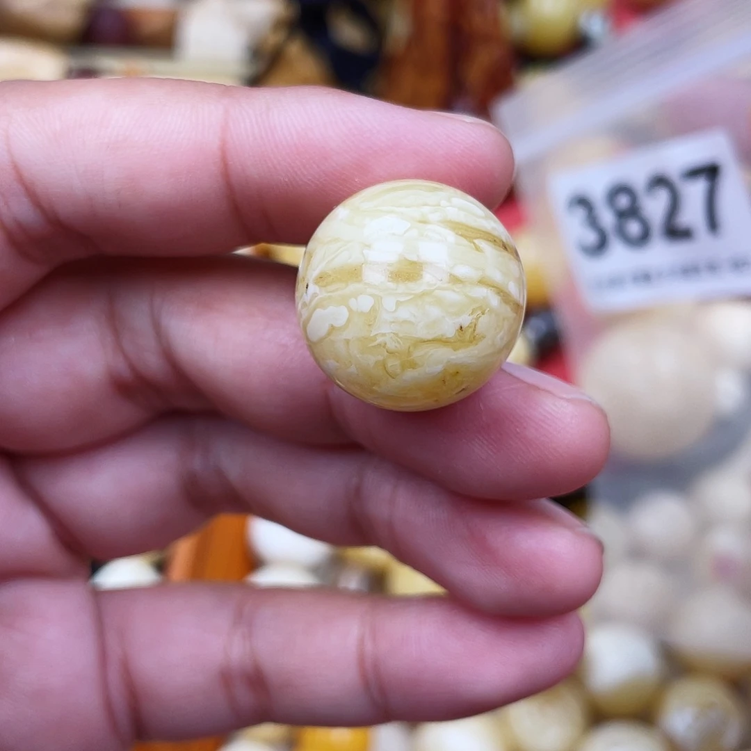 蜜蜡未镶嵌珠宝奇石粉20.4