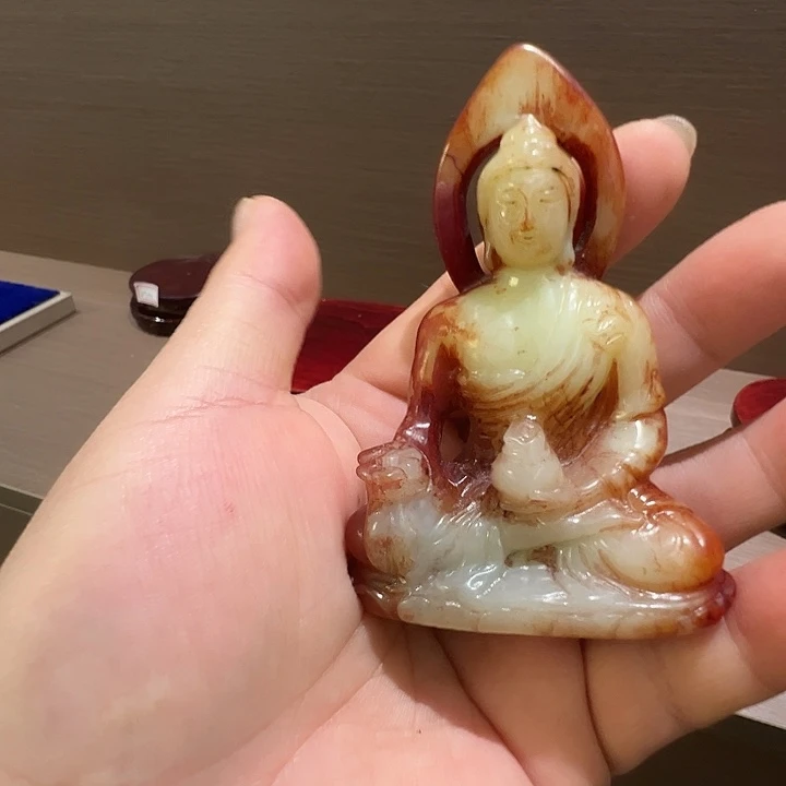 未镶嵌和田玉（糖玉）挂件