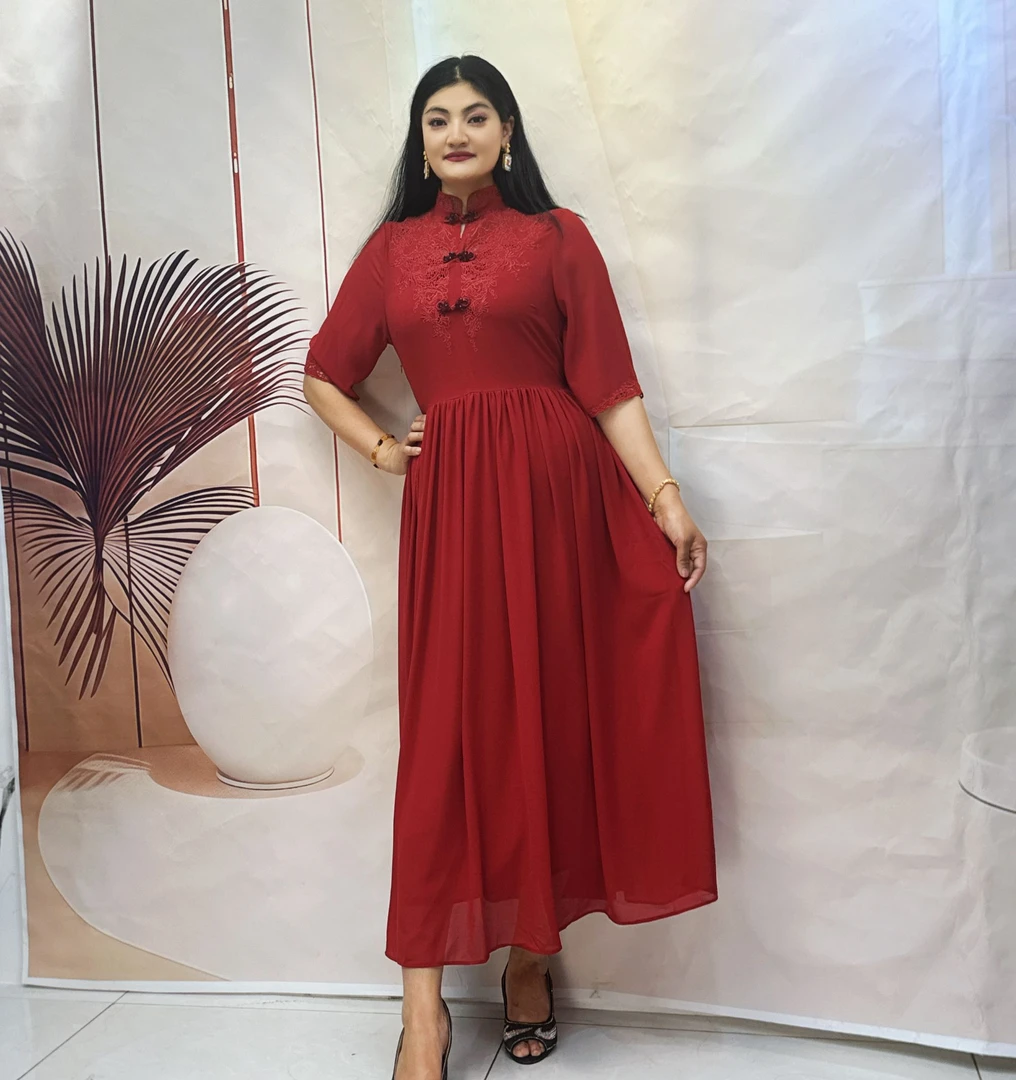 新款时尚刺绣连衣裙显瘦气质中式民族风连衣裙