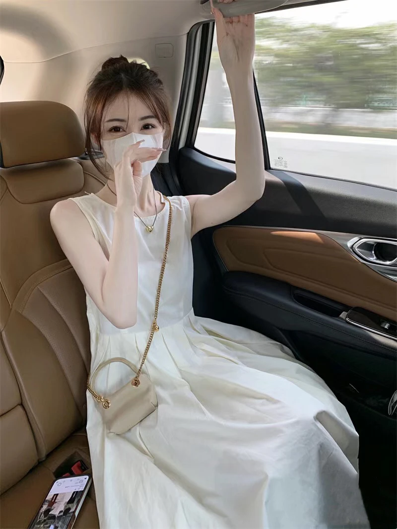 小众女装甜美法式白色连衣裙茶歇小个子无袖背心裙气质休闲连衣裙