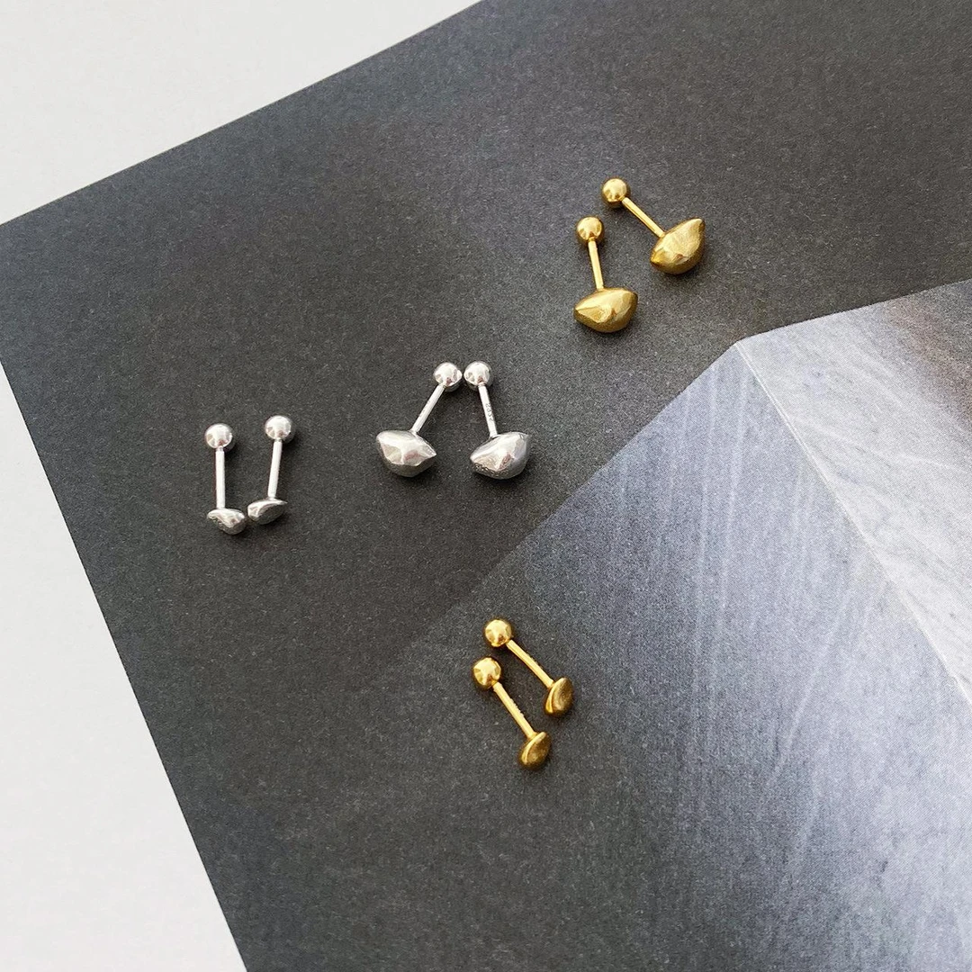 铜合金锆石耳饰 s925银针简约百搭不规则椭圆重塑石圆珠螺丝养耳