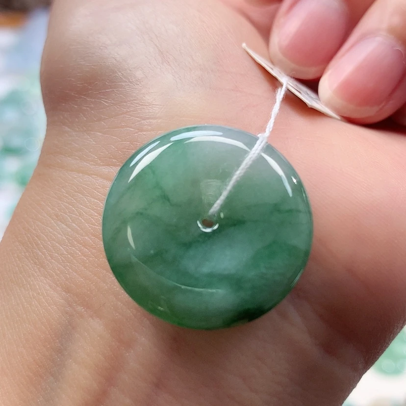 【闪购商品】翡翠未镶嵌吊坠(不含链)