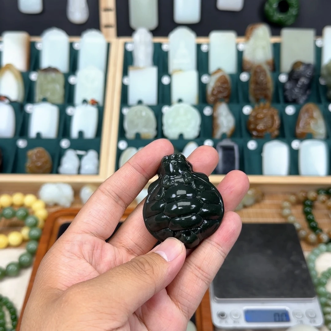 和田玉挂件未镶嵌