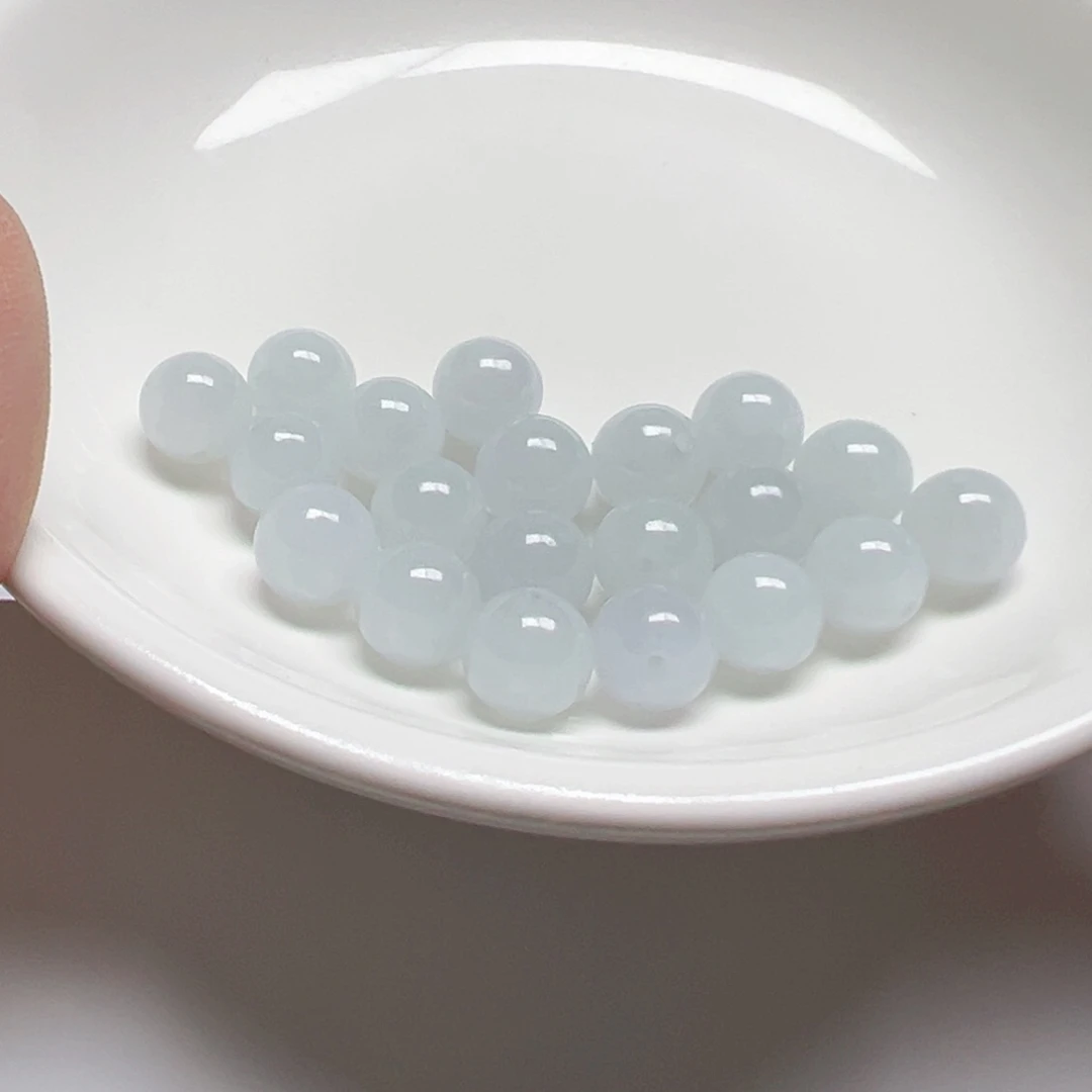 散珠翡翠何*问纯天然缅甸翡翠A货卡8，20颗