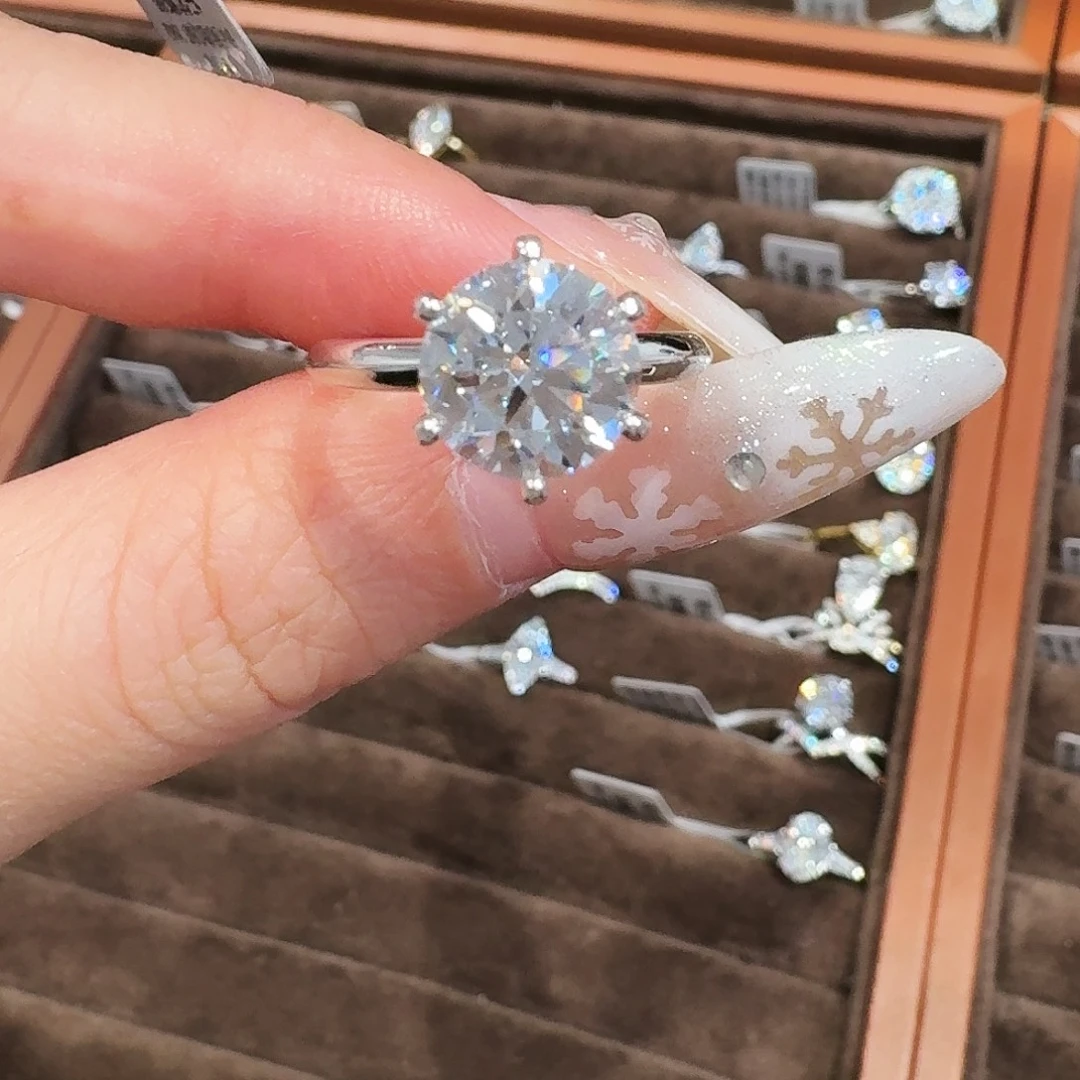 实验室培育钻石铂Pt950镶嵌三卡t六爪