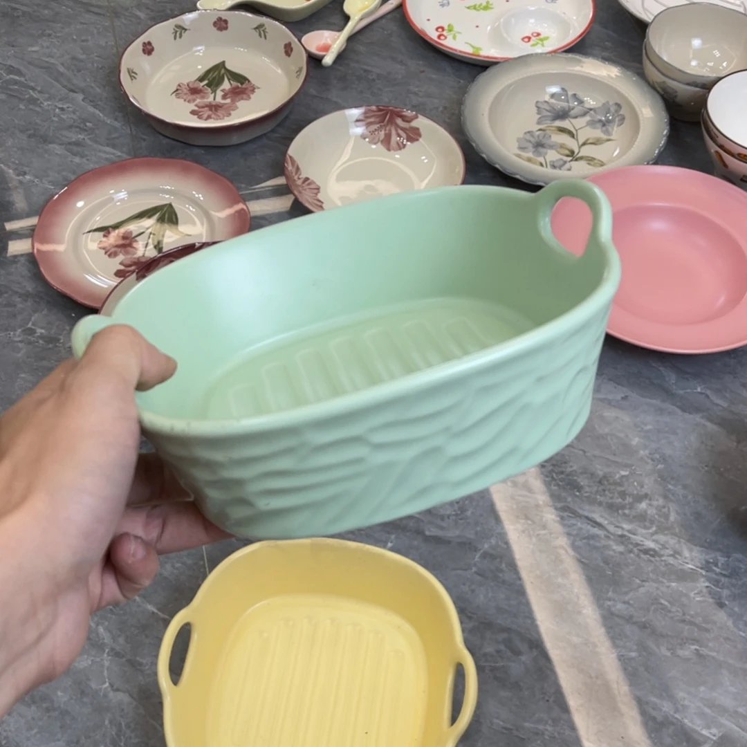 陶瓷微瑕餐具介意勿拍，满18飞！