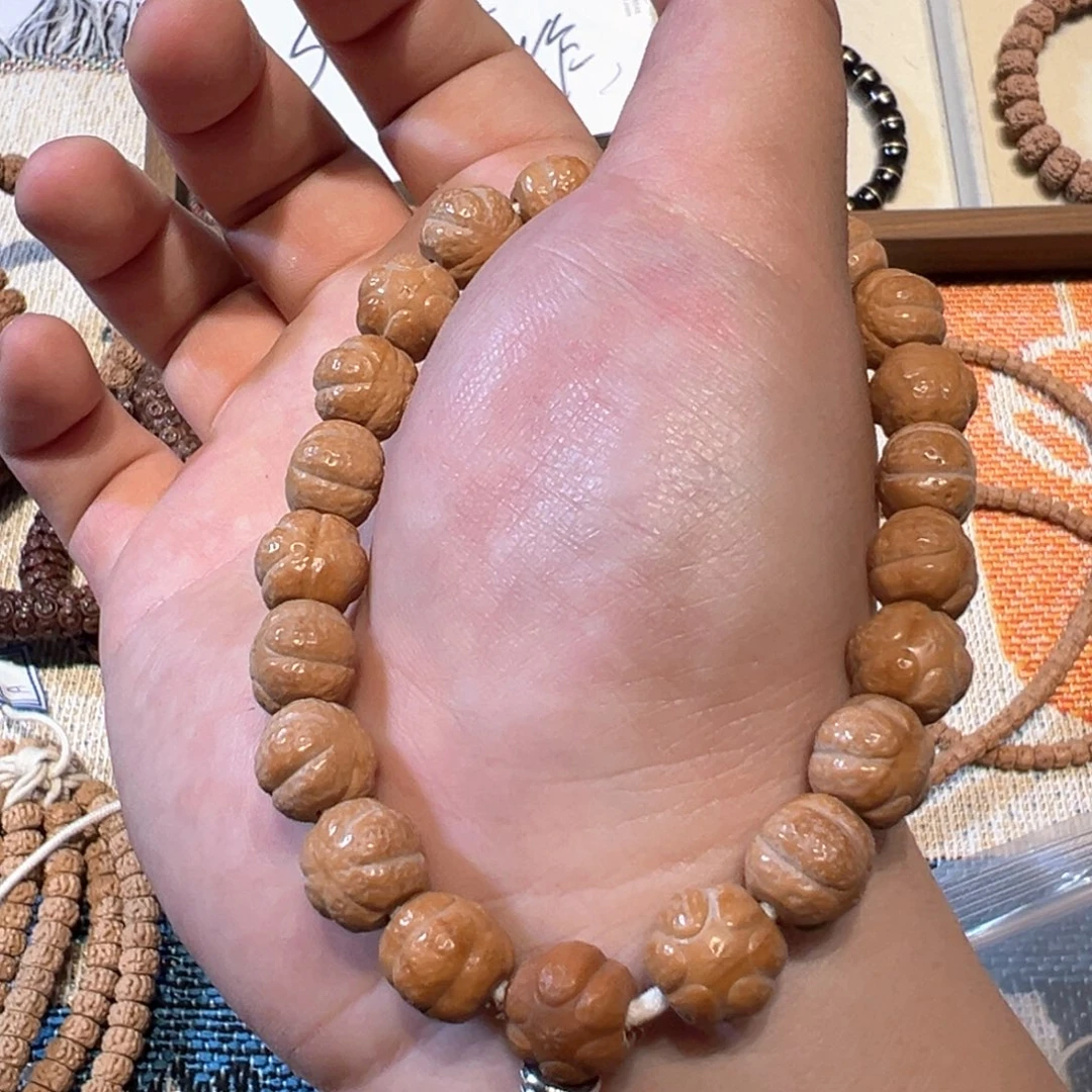 猴头核桃吊坠猴头雕刻六芒星