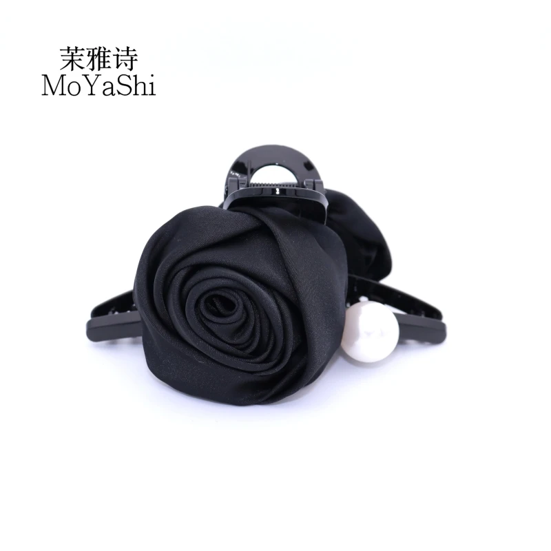 【米兰佳人】绸缎玫瑰珠珠高级感减龄13cm抓夹发夹MY001