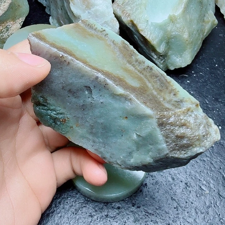 未镶嵌和田玉（糖玉）珠宝奇石