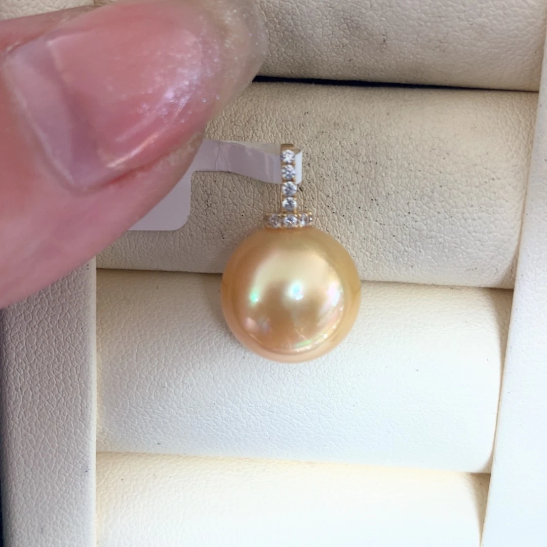 海水珍珠18K金镶嵌颈饰