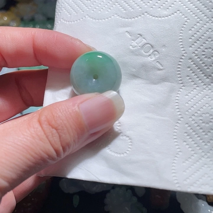颈饰未镶嵌翡翠天