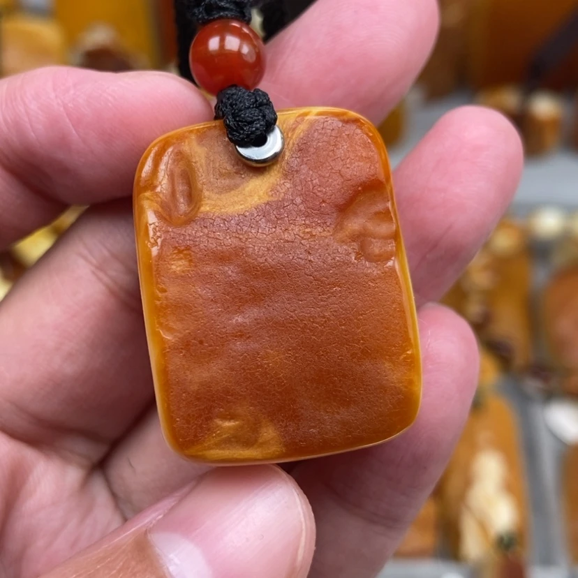 【闪购商品】未镶嵌颈饰琥珀