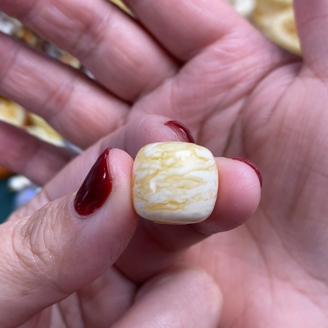 琥珀裸石未镶嵌虎皮纹老型单珠15.6