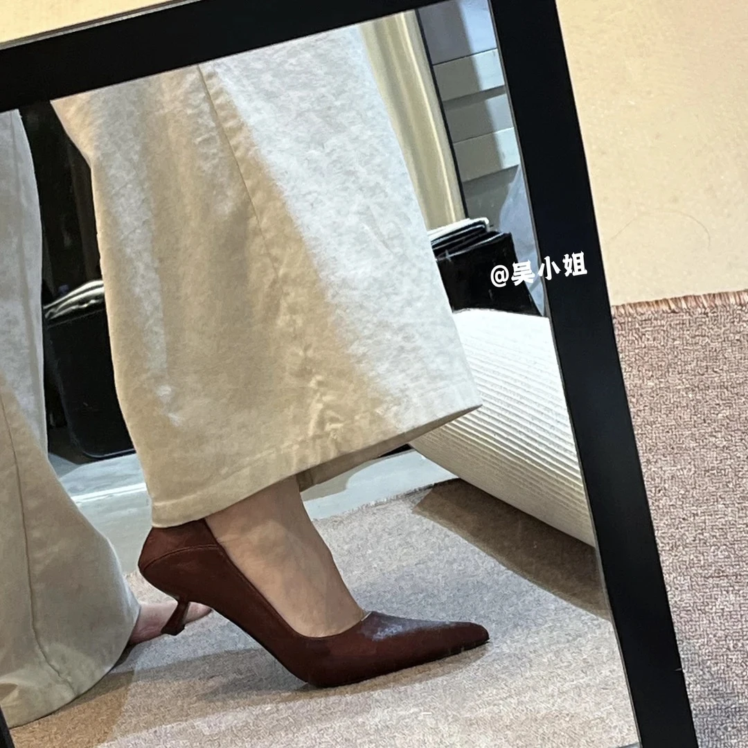 2025秋季新款时尚百搭尖头浅口高跟鞋女法式气质显瘦通勤细跟单鞋