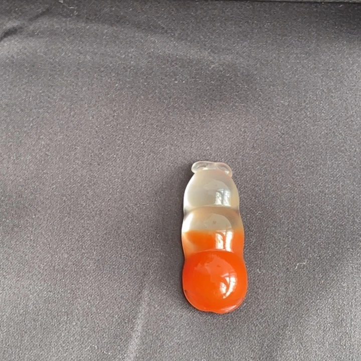 南红玛瑙配饰未镶嵌