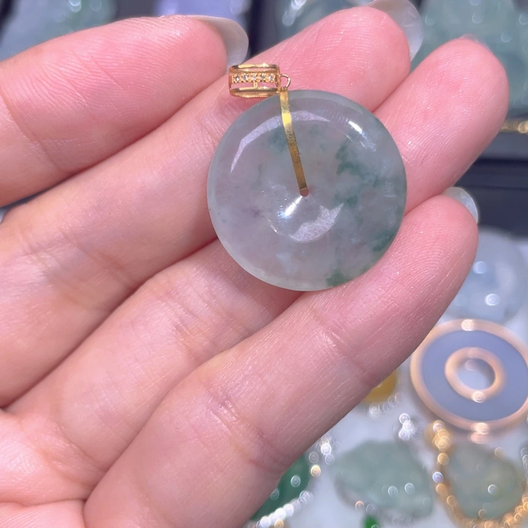 颈饰18K金镶嵌翡翠翡翠