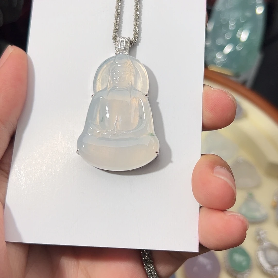 翡翠18K金镶嵌吊坠(不含链)冰种白冰素衣观音挂件40*28*6.5mm