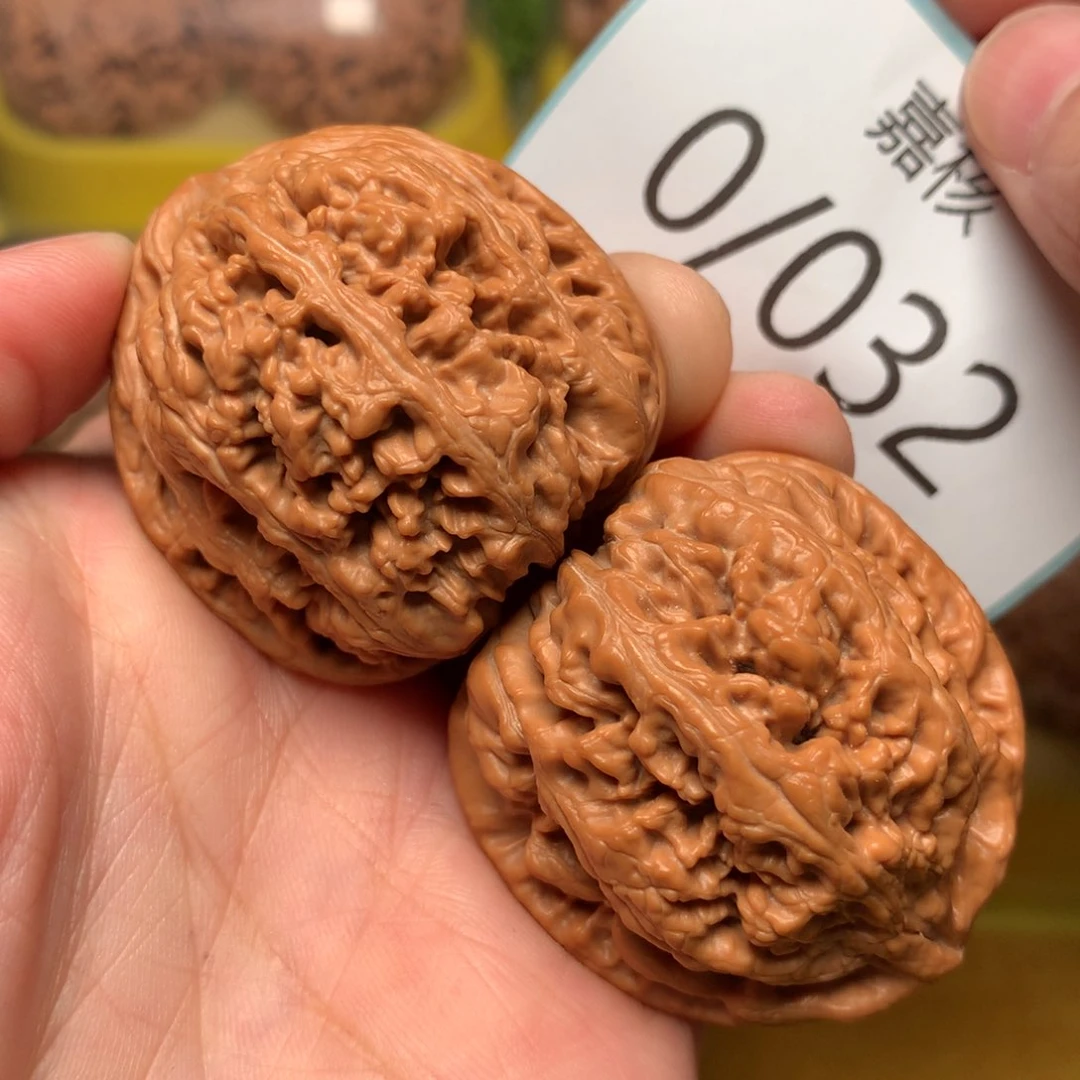 文玩核桃把件肉球粗筋40