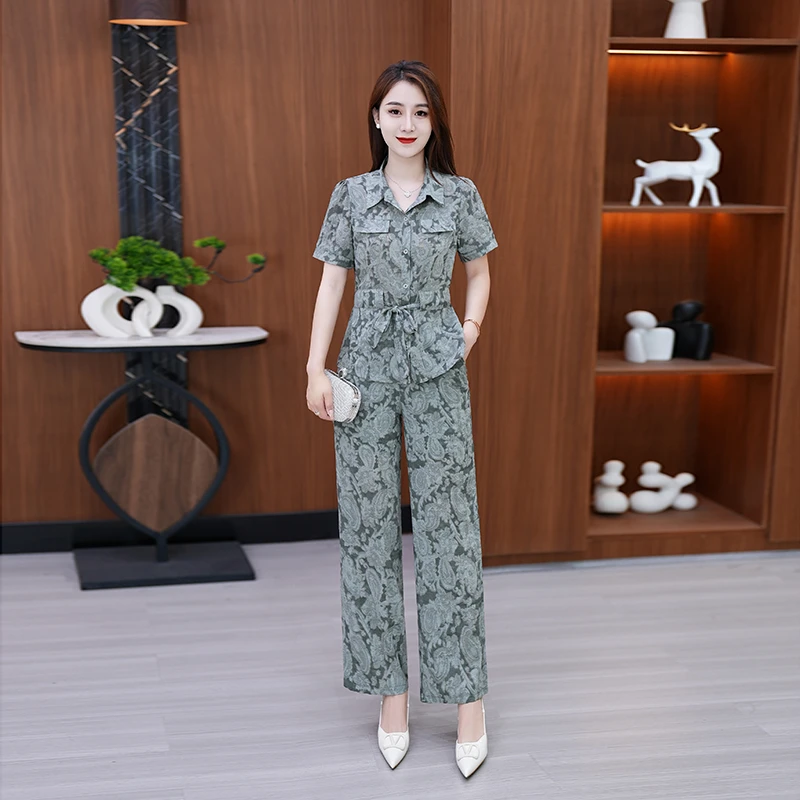 2025夏季新款妈妈装套装女时尚洋气提花两件套收腰显瘦减龄阔腿裤