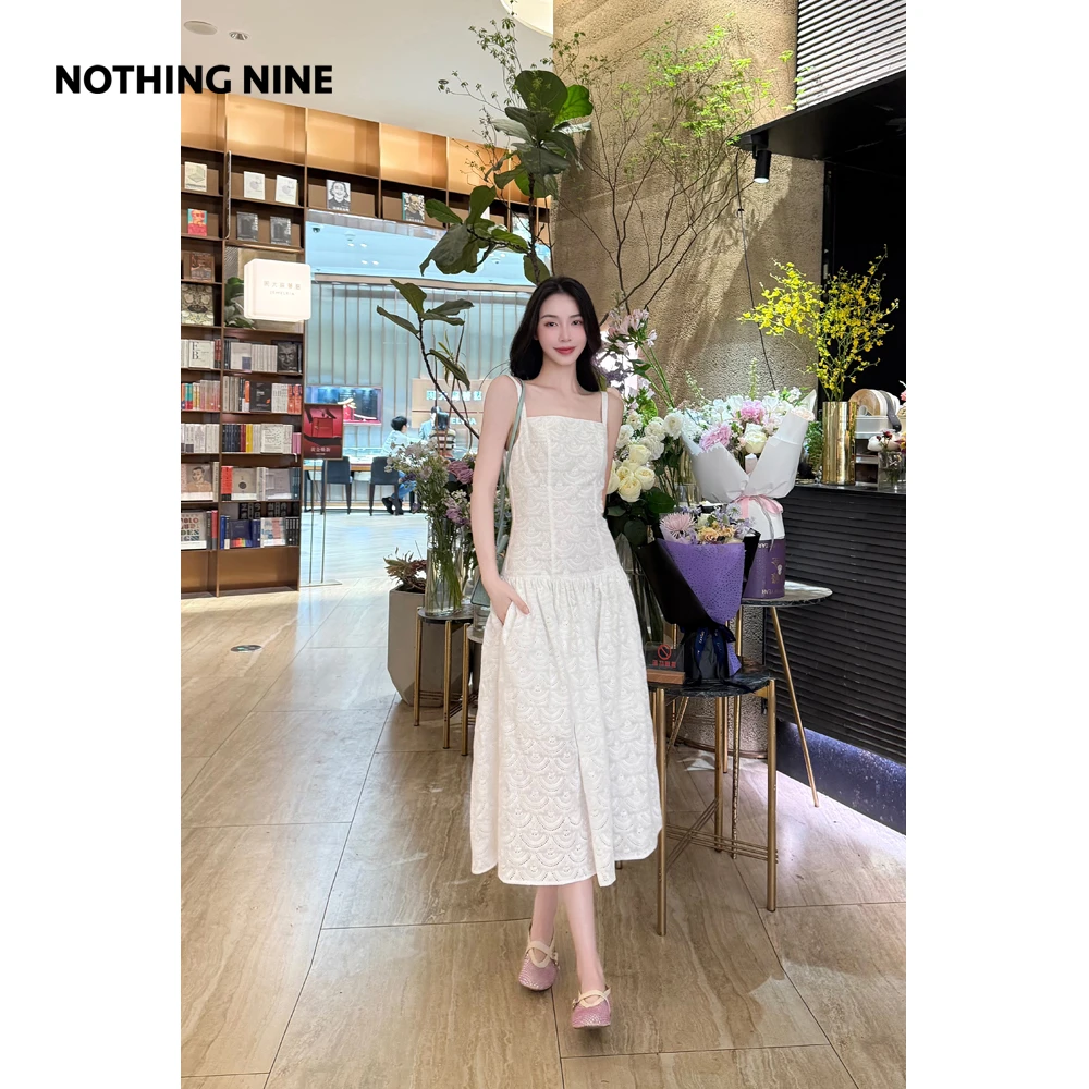 NOTHING NINE云絮浮雕白色连衣裙