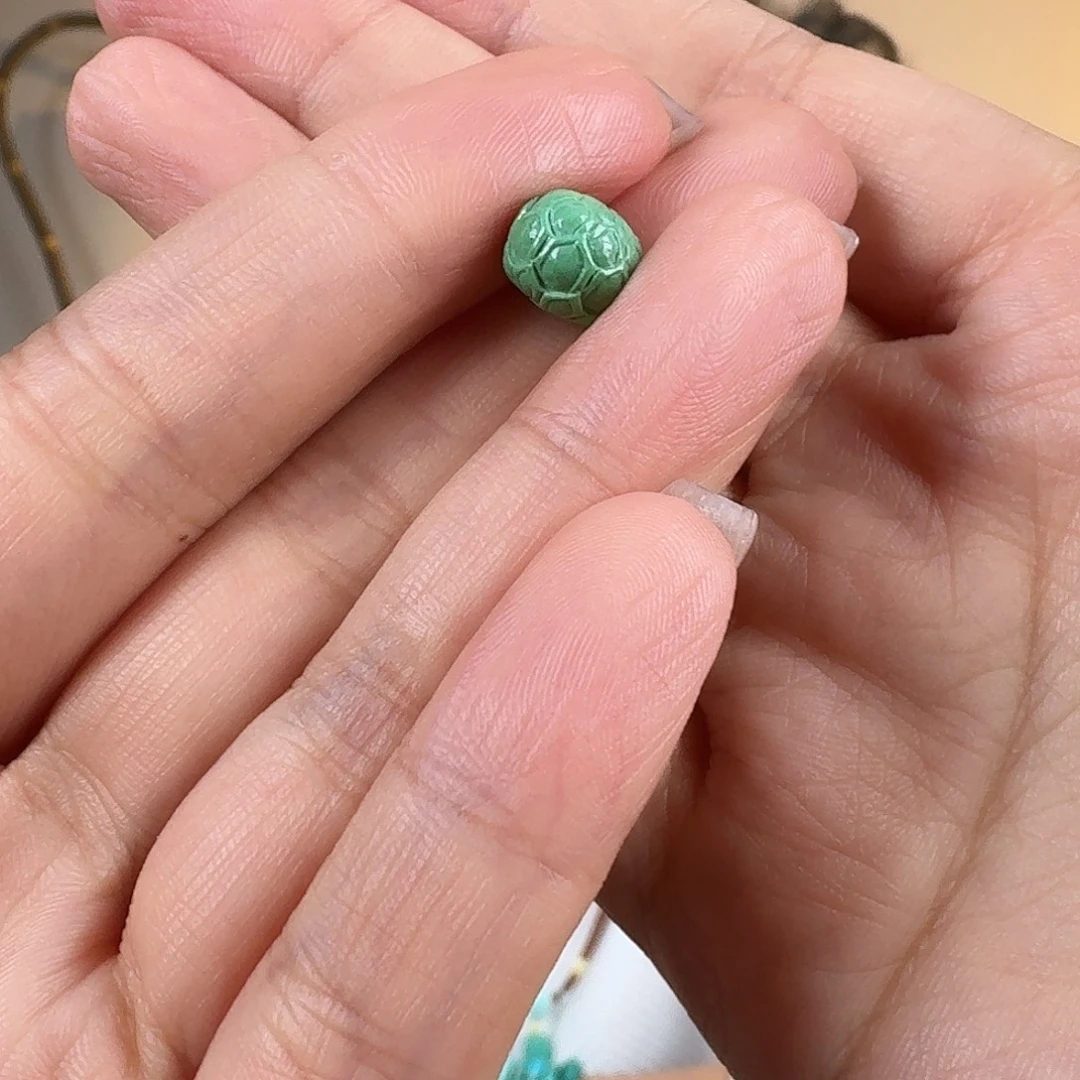 绿松石未镶嵌挂件