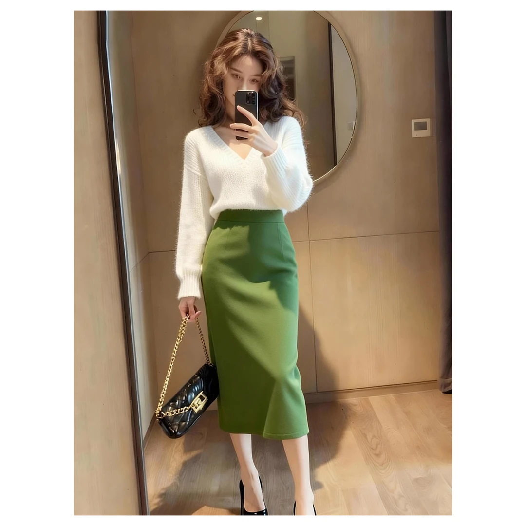 韩系气质巨好看的冬装一整套韩式慵懒chic白色V领毛衣半身裙套装