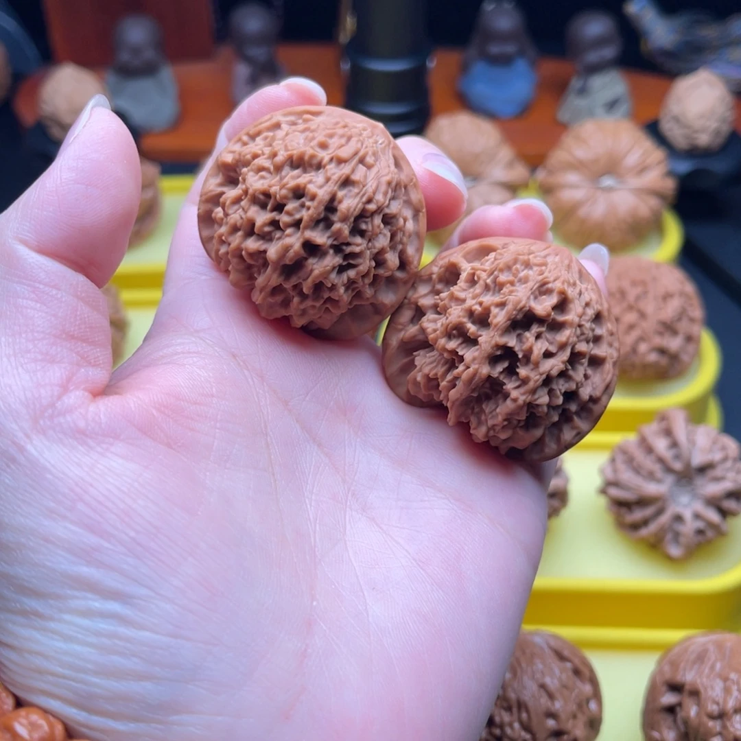 文玩核桃把件41满天星