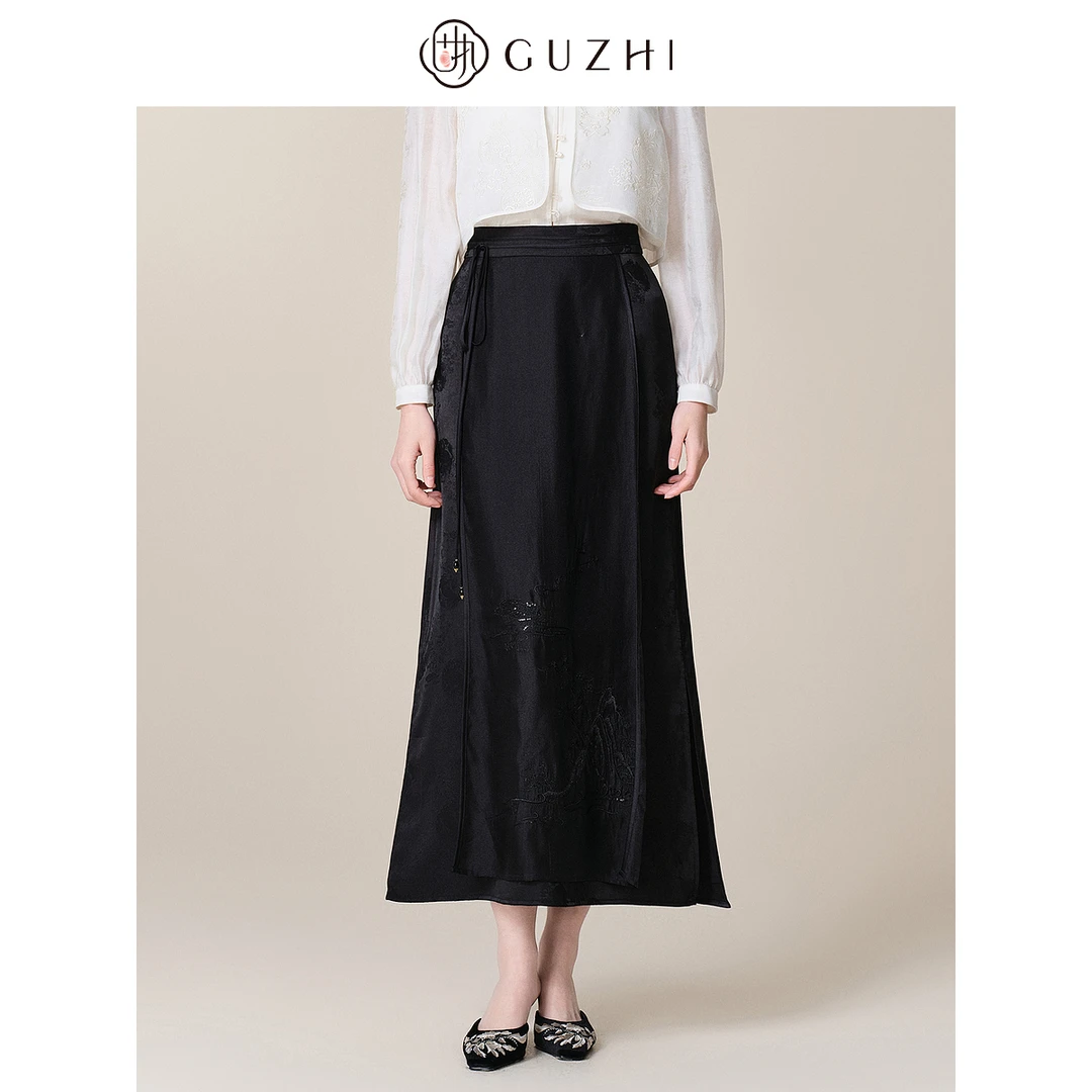 固执2025春季新款中式国风刺绣系带开衩a字长款半身裙