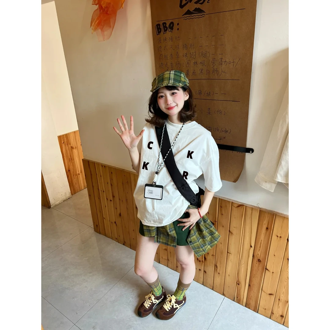 夏季新款短袖穿搭印花休闲风宽松型字母T恤学生设计感圆领韩版ins