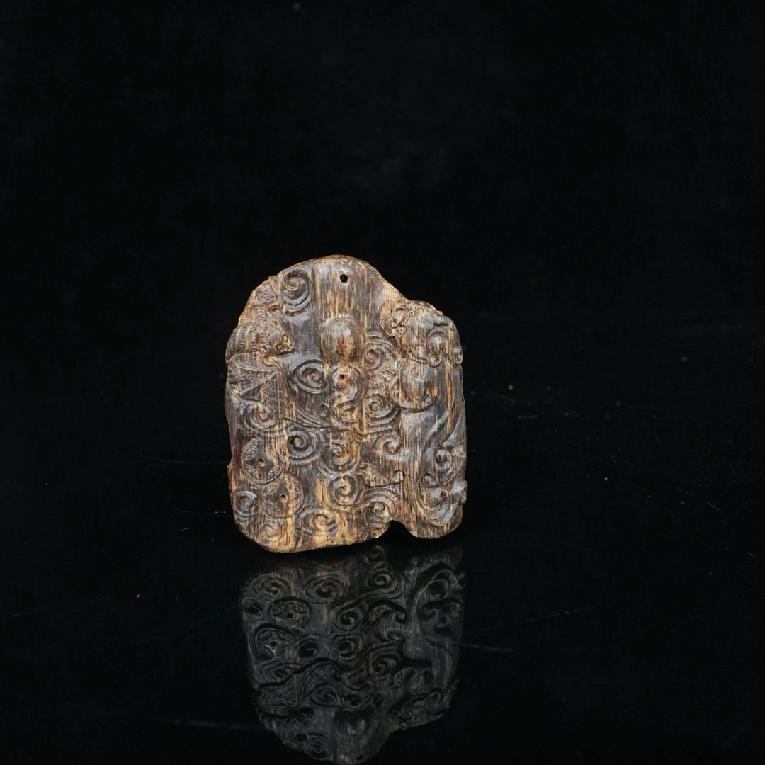 A7597 越南芽庄黑棋沉水沉香/福牌 4.38x1.32x5.26cm 15.5g