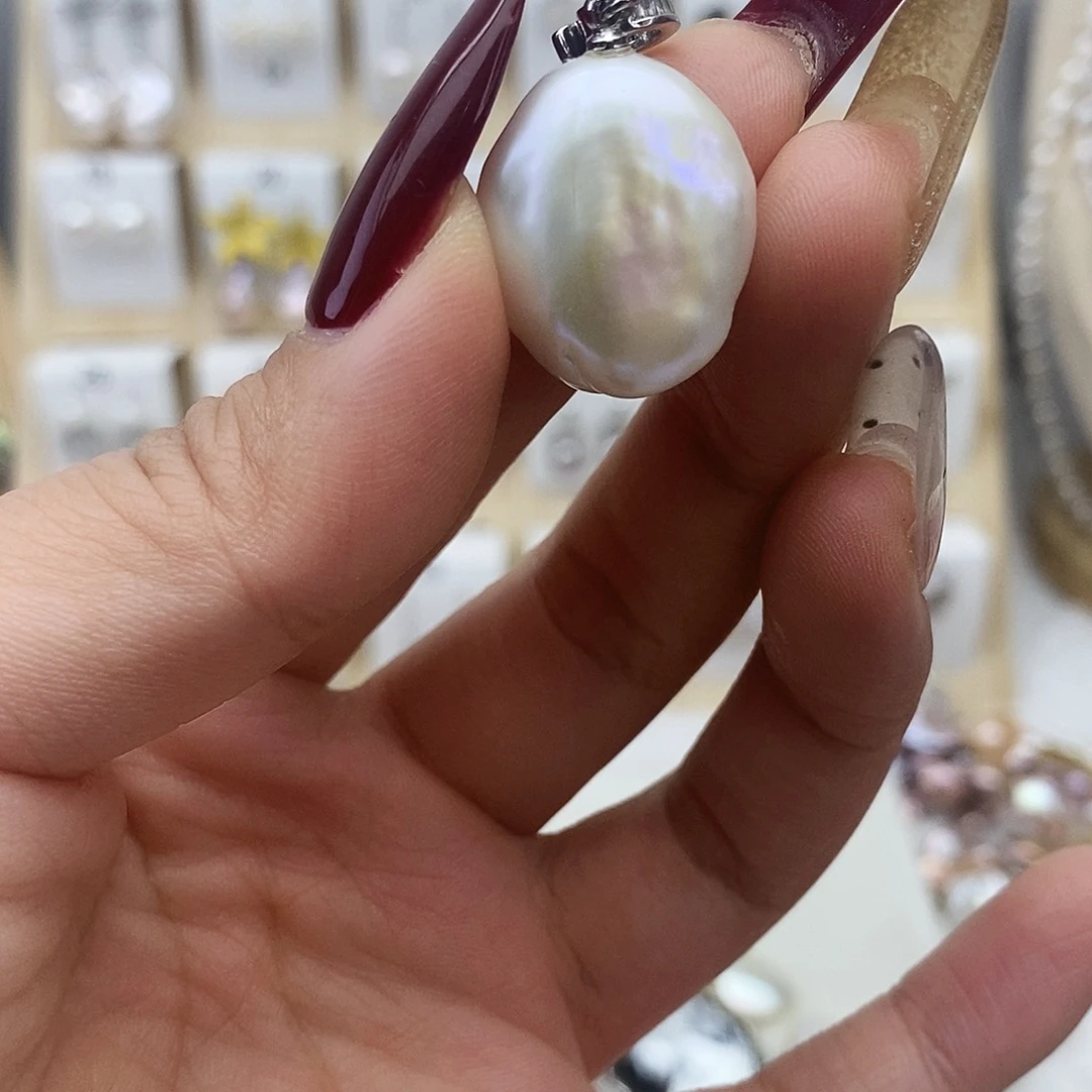 未镶嵌颈饰淡水珍珠